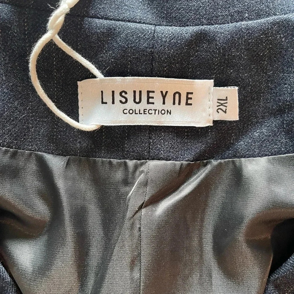 Lisueyne Collection Navy Pinstripe Double Breasted Blazer Women’s 2XL NWT - Picture 5 of 9